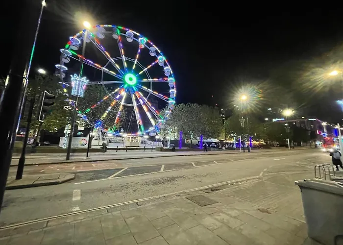 דירה Oasis לידס